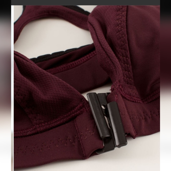Lululemon Breath of fire Bra in Bordeaux Drama 6 - Picture 5 of 9
